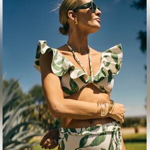 NWT Antonio Melani × M.G. Style Sorrento Bonded Ruffle Bralette
Swim Top